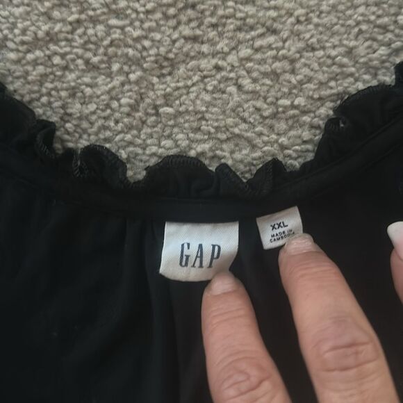 GAP Elegant Black Ruffle Flutter Sleeve Top! - Picture 8 of 10